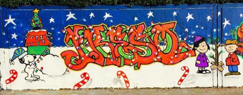 graffiti,mural,upful,urban,art,christmas